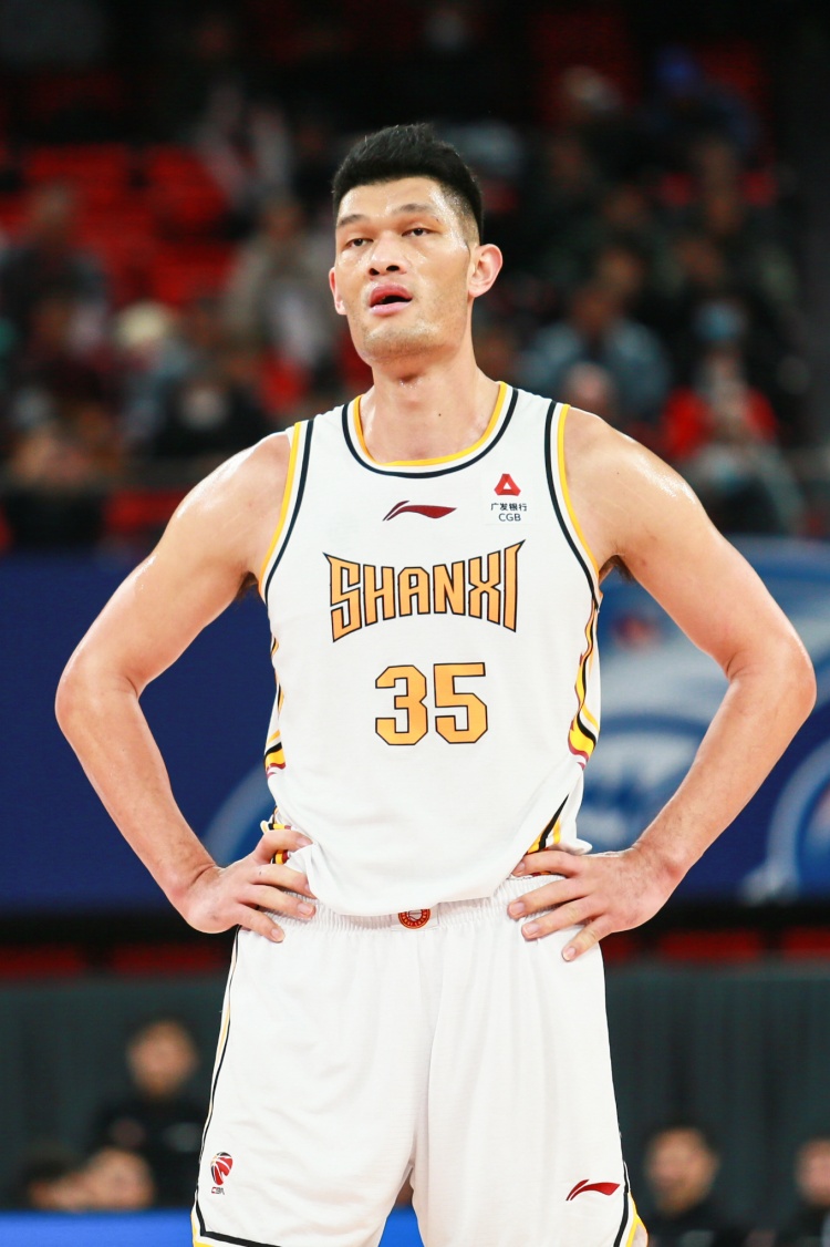 手感不佳！葛昭寶全場8投1中得到2分2籃板2助攻