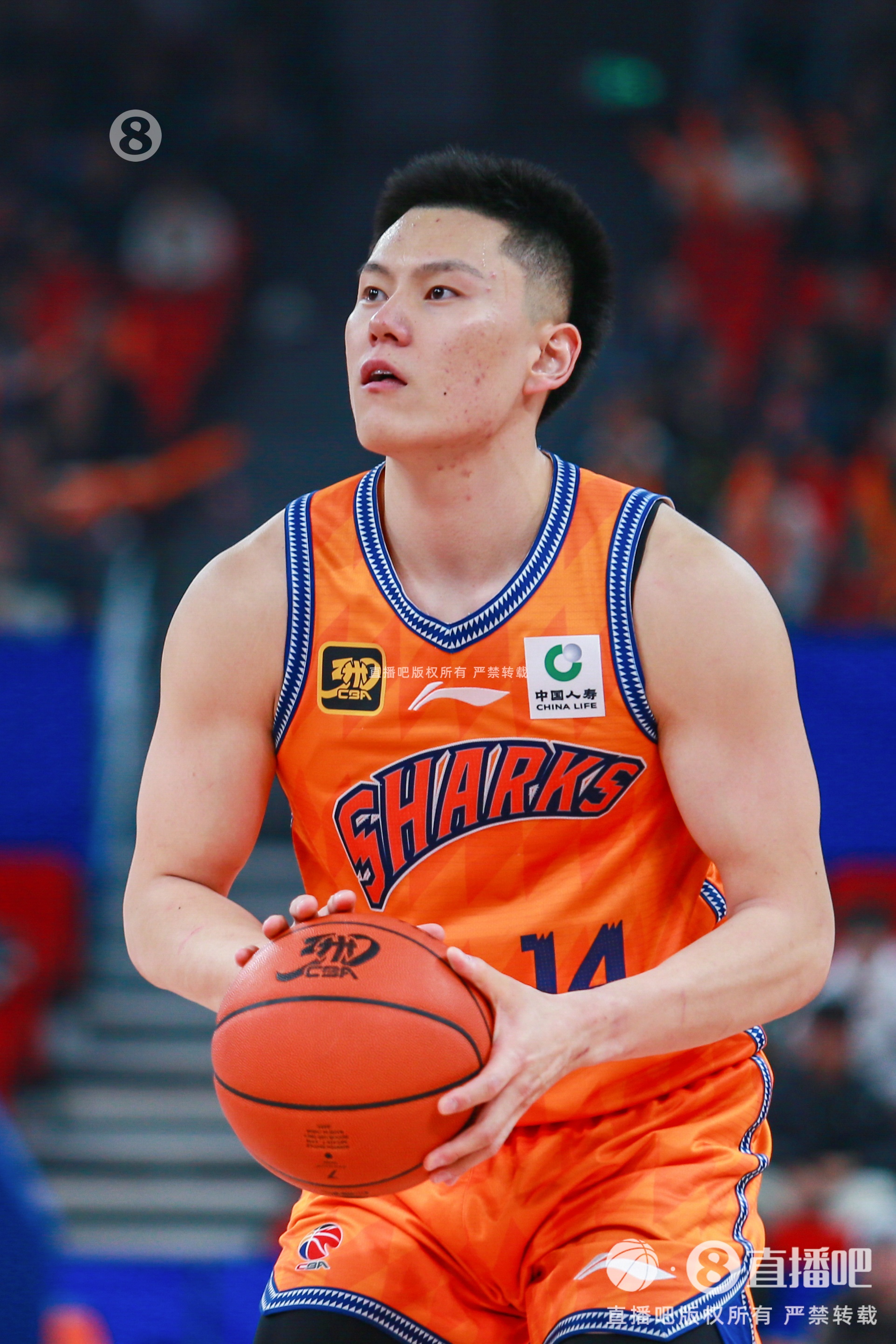 手感火熱！李弘權(quán)半場三分6中5得到15分3板0失誤