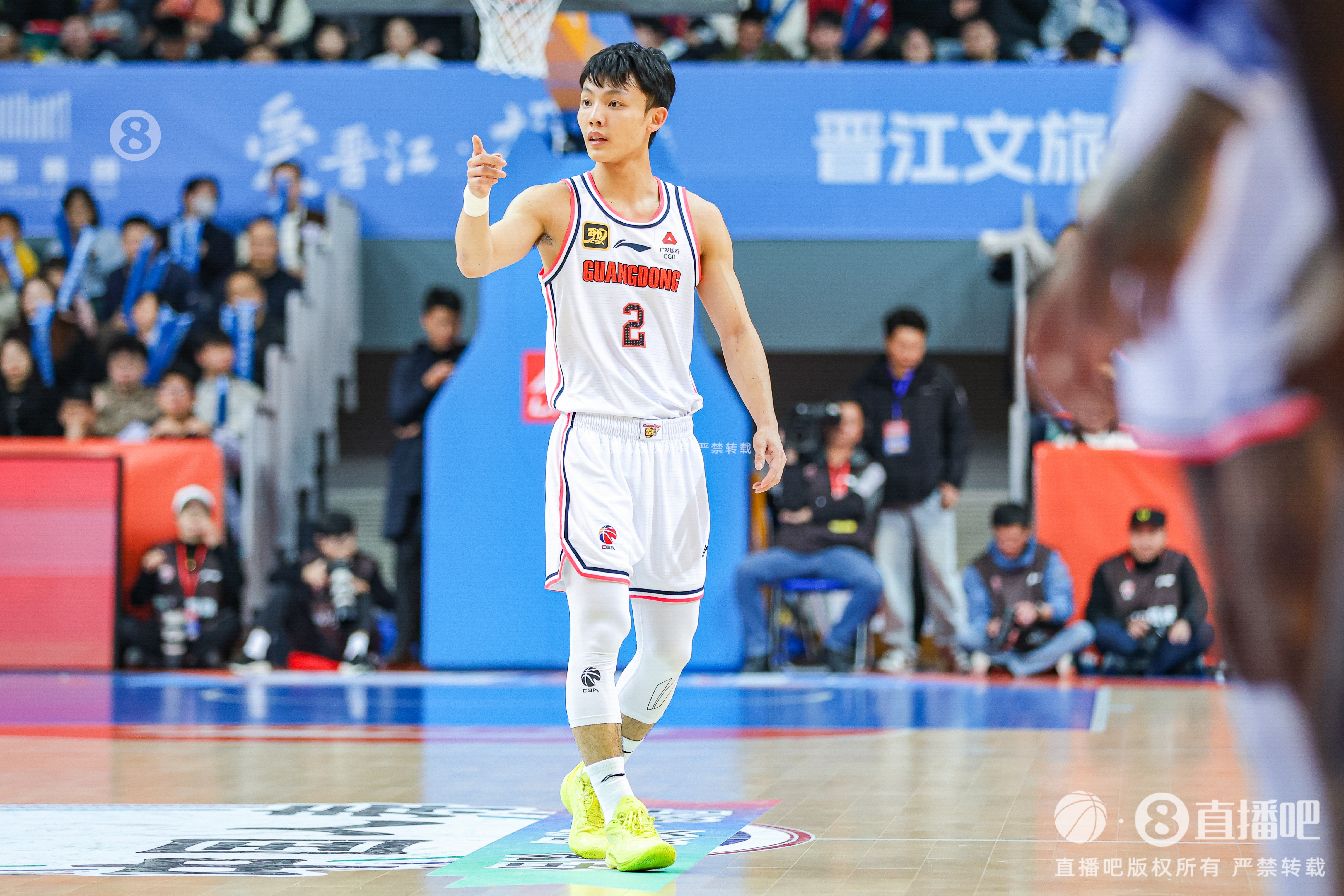 徐杰：身高不是打籃球的唯一標準 努力、勤奮、自律也是天賦